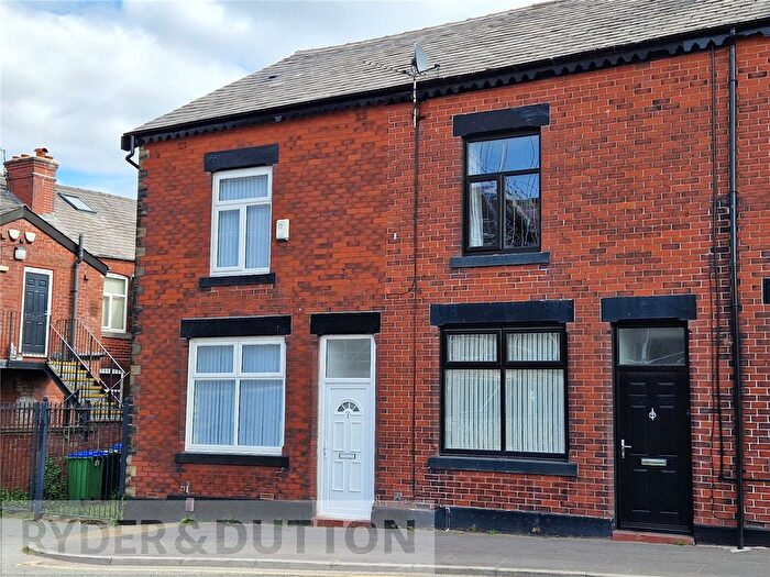 3 Bedroom End Of Terrace House To Rent In Green Lane, Heywood, Greater Manchester, OL10
