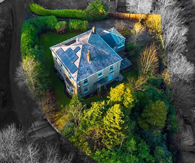 4 Bedroom Detached House For Sale In Astley Bank, Darwen, BB3