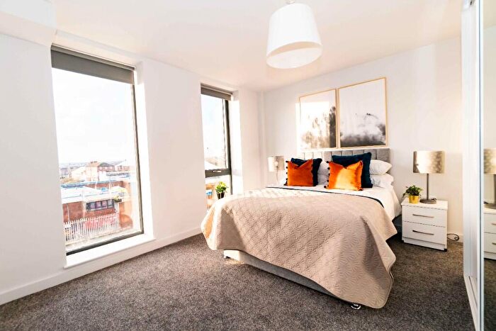 1 Bedroom Apartment To Rent In Neptune Place, Liverpool, Merseyside, L8