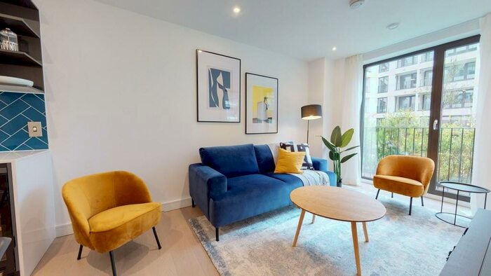 2 Bedroom Flat To Rent In Hackney Road, E2