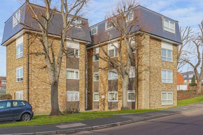 1 Bedroom Apartment To Rent In Lampits, Hoddesdon, Hoddesdon, Hertfordshire, EN11