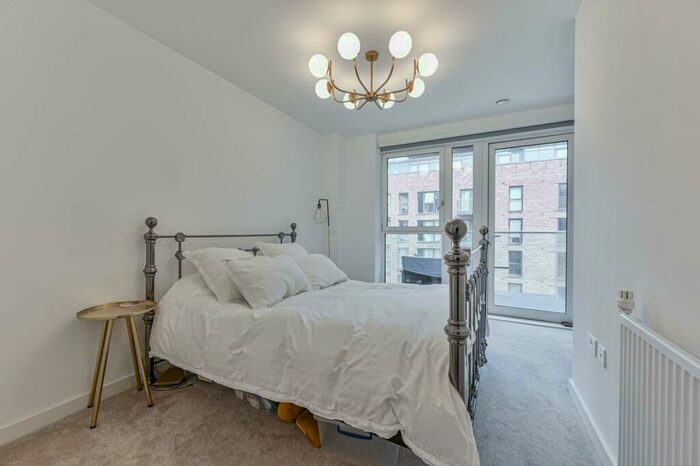 1 Bedroom Flat To Rent In Green Street, Upton Park, London, E13