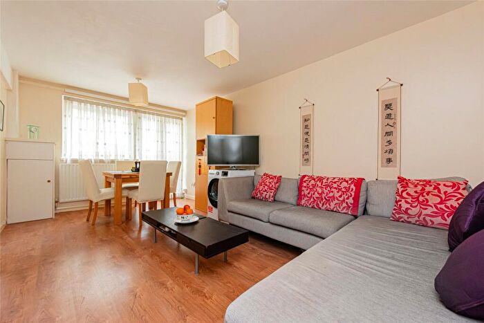 1 Bedroom Apartment For Sale In Trefil Walk, Holloway, London, N7