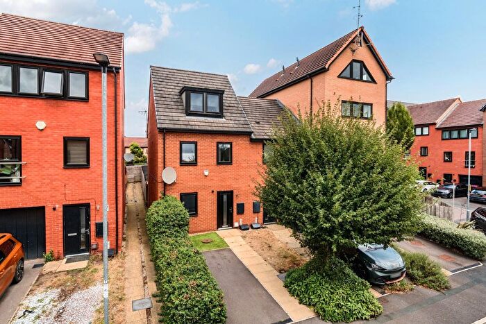 3 Bedroom End Of Terrace House For Sale In Marvell Way, Wath-Upon_Dearne, Rotherham, S63