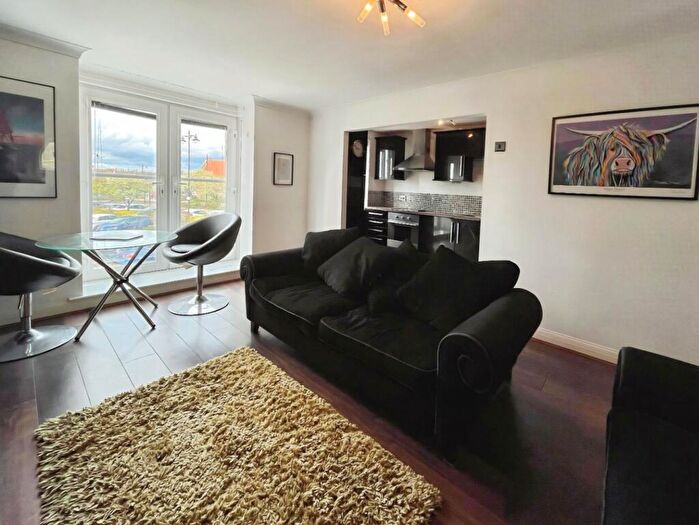 2 Bedroom Apartment For Sale In Riverside Court, South Shields, Tyne And Wear, NE33