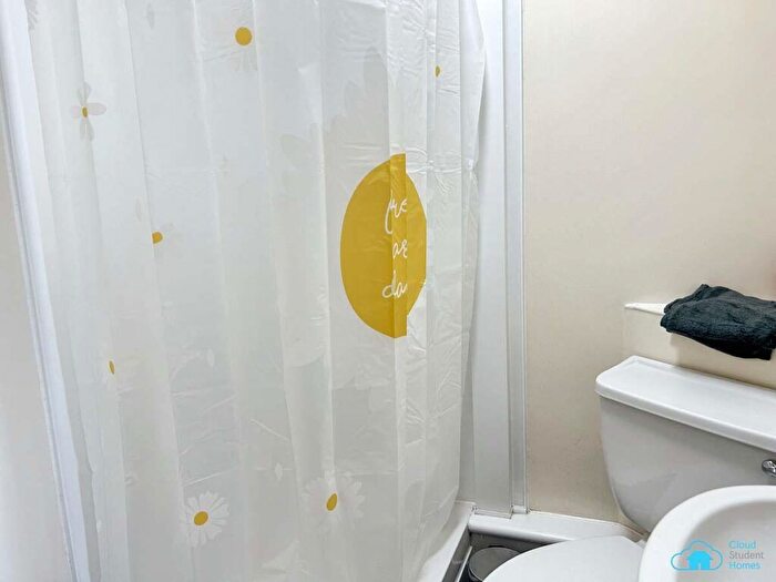 1 Bedroom Flat To Rent In Doustway, Rochester, ME1