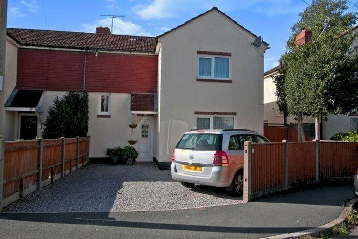 3 Bedroom Semi-Detached House To Rent In The Quadrangle, Eastleigh, SO50