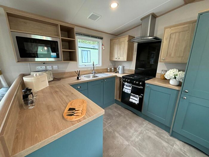 2 Bedroom Caravan For Sale In Gartmore, Stirling, FK8