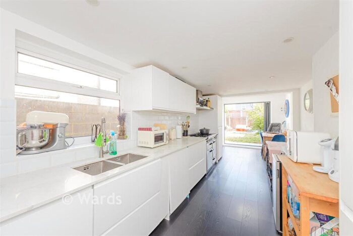 3 Bedroom Terraced House For Sale In Bartlett Road, Gravesend, Kent, DA11