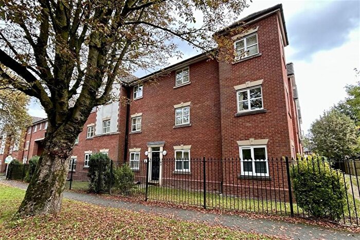 2 Bedroom Flat To Rent In Greenwood Road, Wythenshawe, Manchester, M22