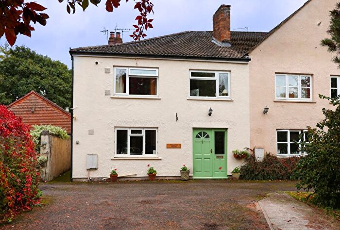 4 Bedroom Semi-Detached House For Sale In Blackmoor, Langford, BS40