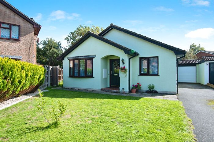 3 Bedroom Detached Bungalow For Sale In Fryers Road, Three Legged Cross, Wimborne, BH21