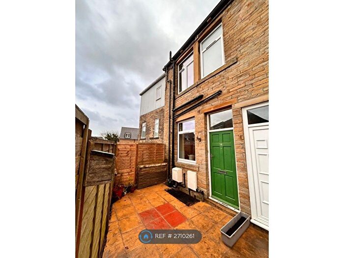 3 Bedroom Terraced House To Rent In High Street, Idle, Bradford, BD10