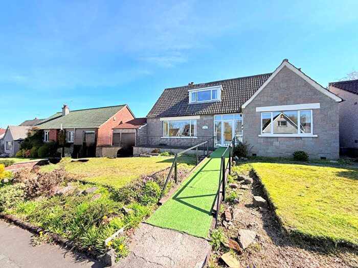 3 Bedroom Detached House For Sale In Woodlands Drive, Brightons, Falkirk, FK2
