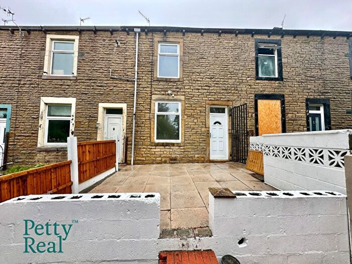 2 Bedroom Terraced House For Sale In Timber Street, Brierfield, BB9
