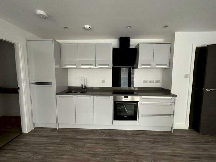 2 Bedroom Apartment To Rent In Lonsdale Place, Derby, DE22