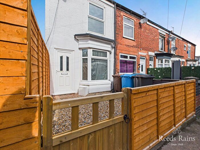 2 Bedroom End Terrace House For Sale In Middleton Avenue, Rensburg Street, Hull, East Yorkshire, HU9