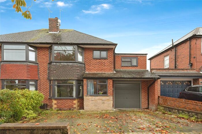 4 Bedroom Semi-Detached House For Sale In Creswick Greave, Sheffield, South Yorkshire, S35
