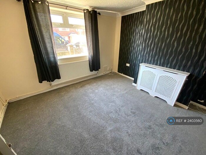 3 Bedroom Terraced House To Rent In Burghley Road, Scunthorpe, DN16