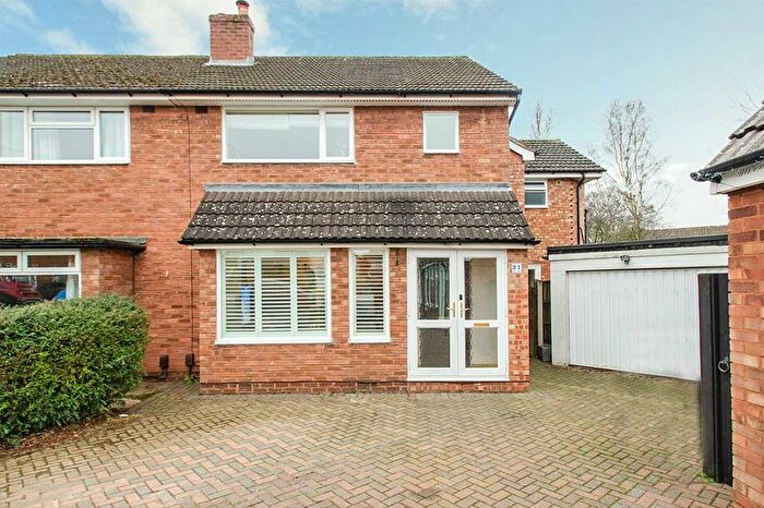 4 Bedroom Semi Detached House To Rent In Benson Close, Lichfield, WS13