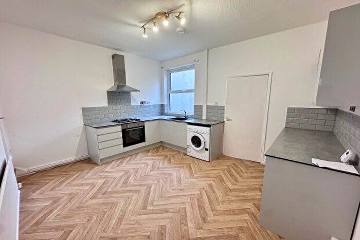 2 Bedroom Terraced House To Rent In Midland Avenue, Nottingham, NG7