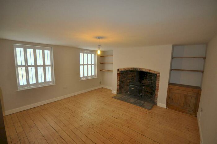 2 Bedroom Flat To Rent In Flat Berkeley Street Cheltenham, GL52