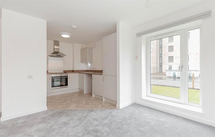 1 Bedroom Apartment To Rent In Thread Court, Glasgow, G40
