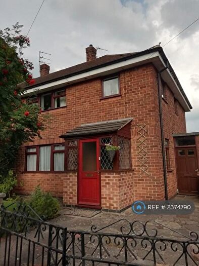 3 Bedroom Semi-Detached House To Rent In Seymour Close, Derby, DE22