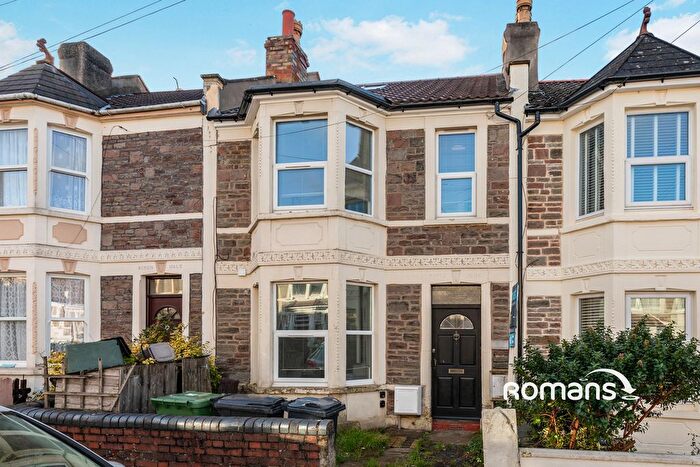 3 Bedroom Flat To Rent In Sandgate Road, Bristol, Somerset, BS4