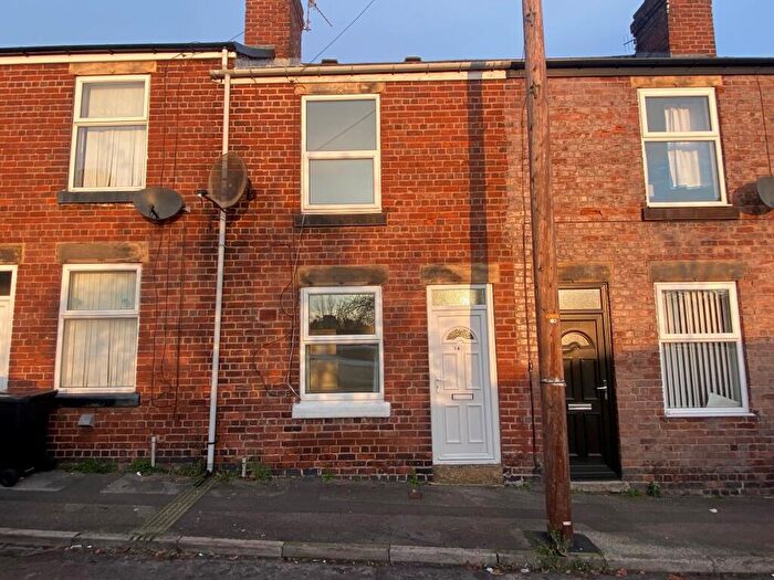 2 Bedroom Terraced House To Rent In Nelson Street, Chesterfield, S41