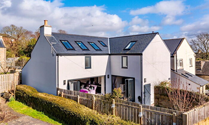 3 Bedroom Detached House For Sale In Orchard Lodge, Grove Square, Leyburn, DL8