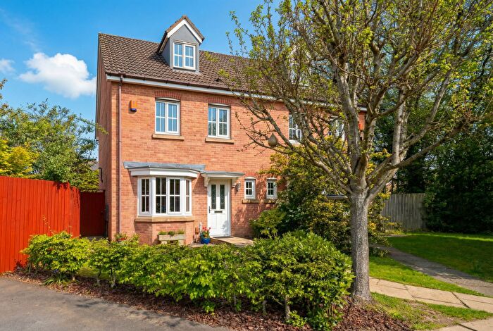 4 Bedroom Semi Detached House For Sale In Laxton Grove, Solihull, B91