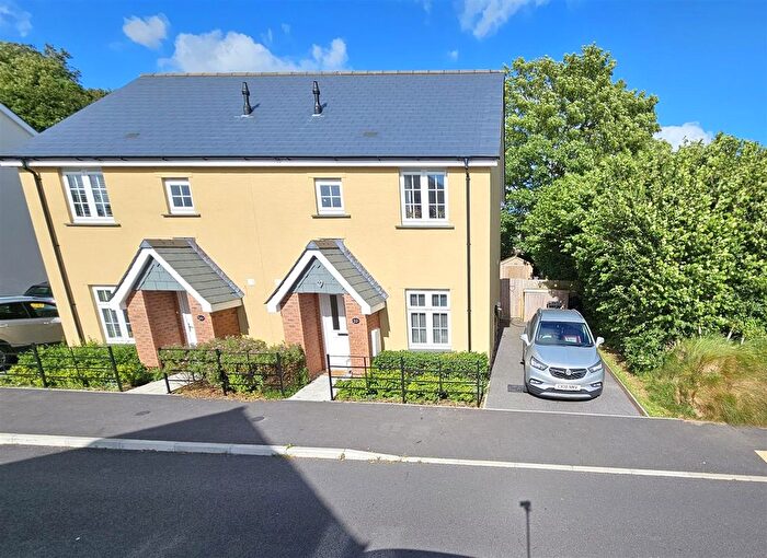 3 Bedroom Semi Detached House For Sale In Honeysuckle Drive, Tavistock, PL19