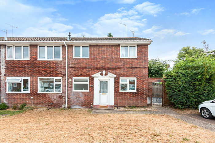 2 Bedroom Maisonette To Rent In Penrith Road, Basingstoke, Hampshire, RG21