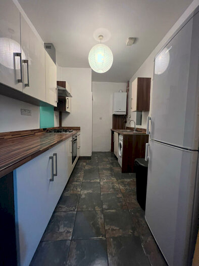 5 Bedroom Terraced House To Rent In Watkin Street, Student Property £ Pppw, NG3