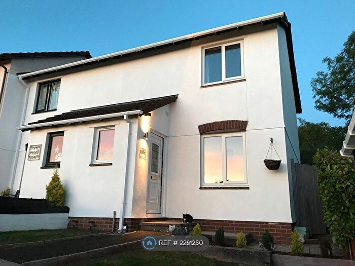 2 Bedroom End Of Terrace House To Rent In Moor Lane Close, Torquay, TQ2