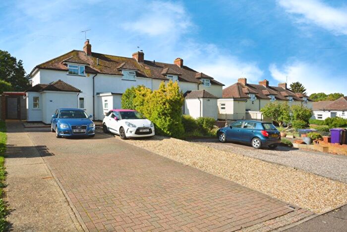 2 Bedroom End Of Terrace House For Sale In Mill Road, Hitchin, SG4