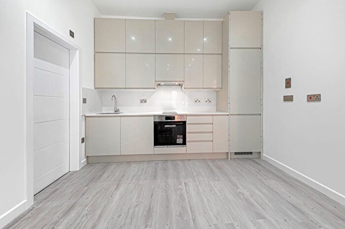 Studio To Rent In Canfield Gardens, South Hampstead, NW6