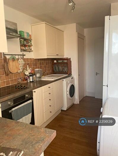 1 Bedroom Flat To Rent In Lambridge Place, Bath, BA1