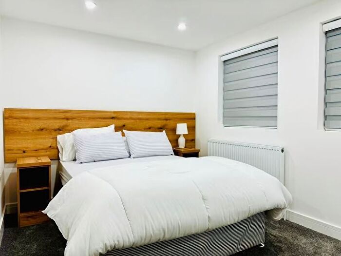 2 Bedroom Maisonette To Rent In Barking Road, London, E13