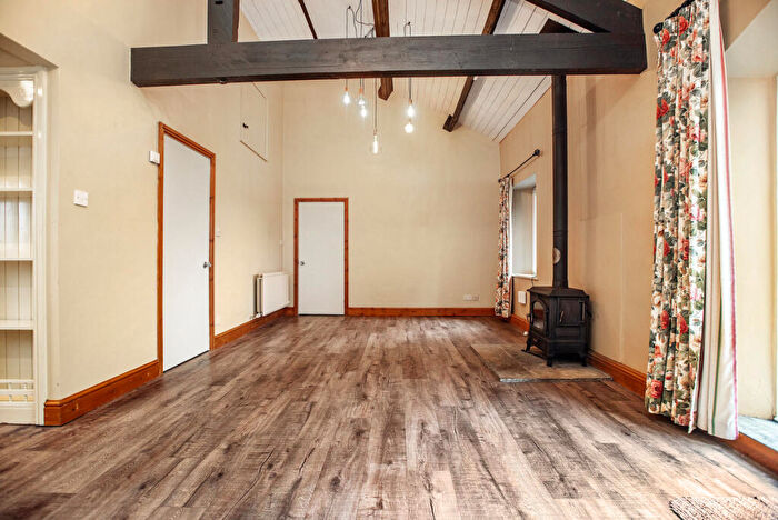 2 Bedroom Barn Conversion For Sale In Limefield Cottages, Farleton, LA6