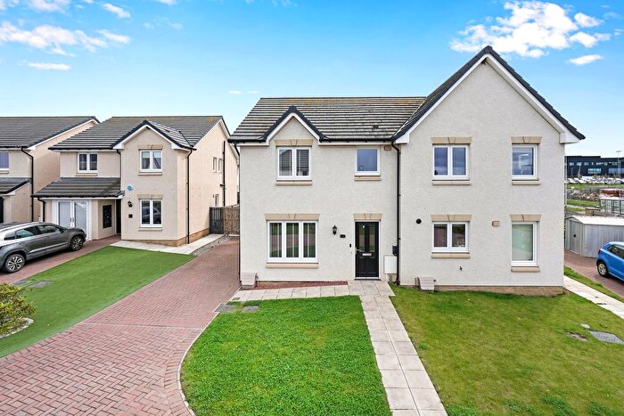 3 Bedroom Semi Detached House For Sale In Baler Crescent, Wallyford, EH21