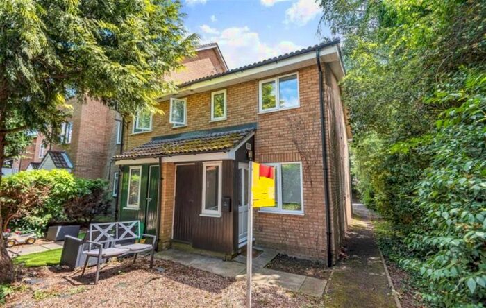 1 Bedroom End Of Terrace House To Rent In Redwood Way, Barnet, EN5