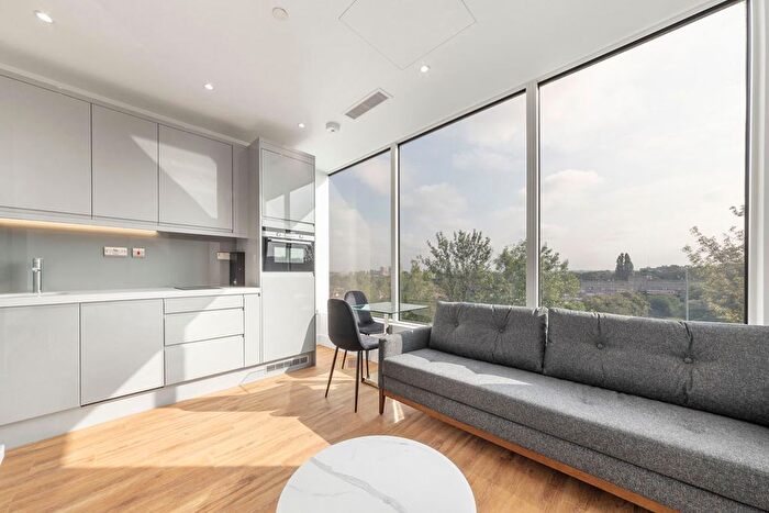 Studio To Rent In West Gate, Ealing, W5