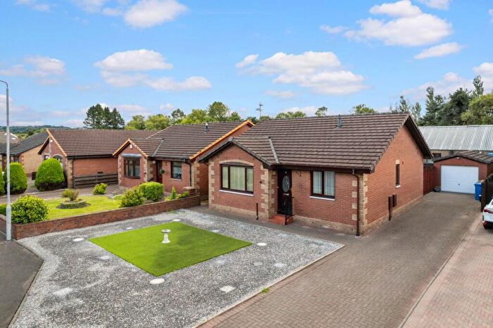 3 Bedroom Detached Bungalow For Sale In Stuart Grove, Grangemouth, FK3