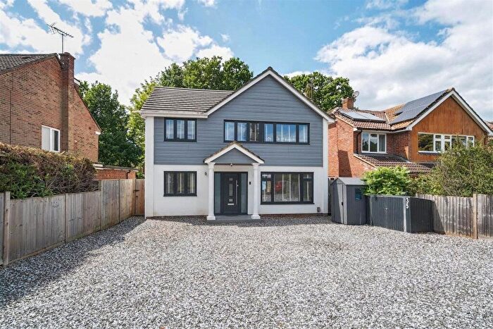 4 Bedroom Country House For Sale In The Verne, Church Crookham, Fleet, Hampshire, GU52