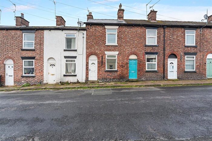 1 Bedroom Terraced House For Sale In John Street, Macclesfield, SK11