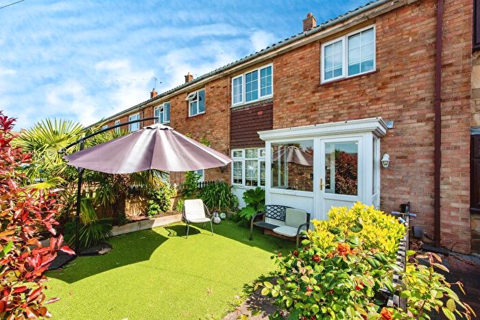 4 Bedroom Terraced House For Sale In Springfield Road, Grays, RM16