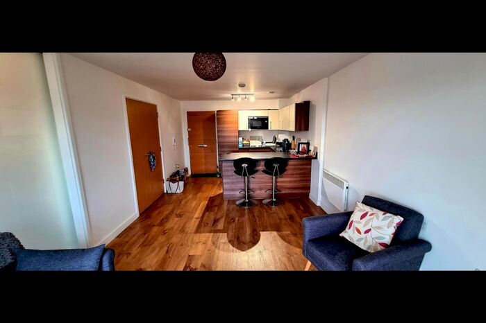 1 Bedroom Flat To Rent In Park Lodge Avenue, West Drayton UB7