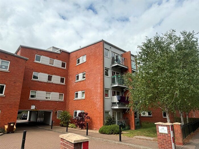 2 Bedroom Flat For Sale In Fore Hamlet, Ipswich, Suffolk, Uk, IP3